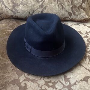 Black Wide-Brim Wool Felt hat Hat - Unbranded